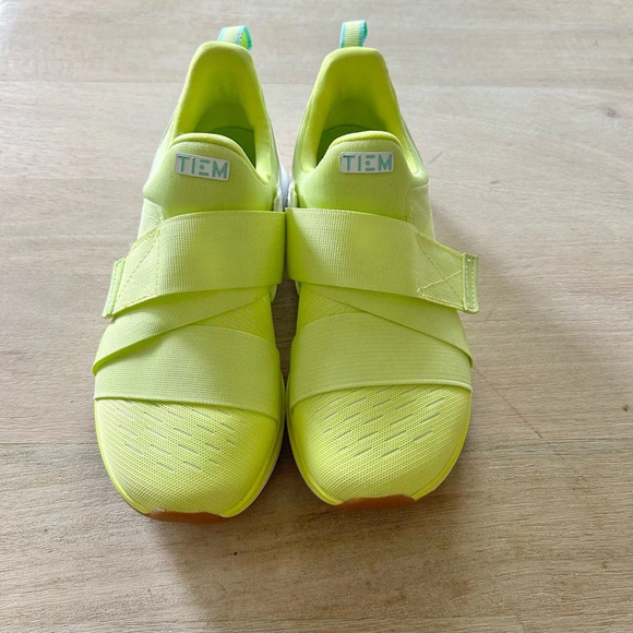 Tiem Latus Women’s Training Sneaker in Citron Glow - Picture 2 of 8